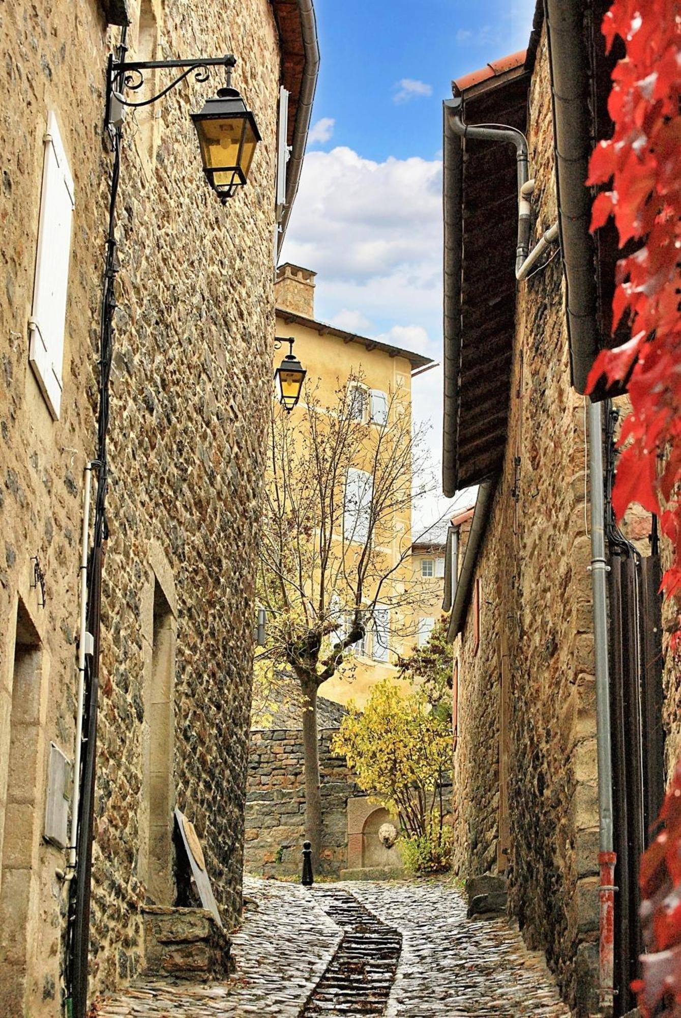 Maison Pittoresque A Mostuejouls Avec Vue Sur La Montagne Exterior foto